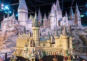 LEGO представил замок Хогвартс из 6000 деталей